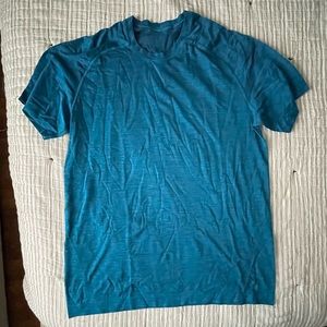 Lululemon Drysense Training Shirt Medium